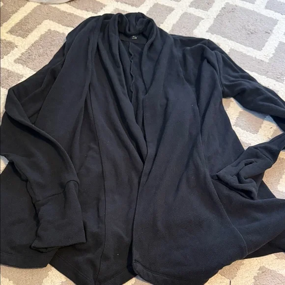 Lilly Pulitzer Luxletic Black Cardigan - Picture 1 of 3